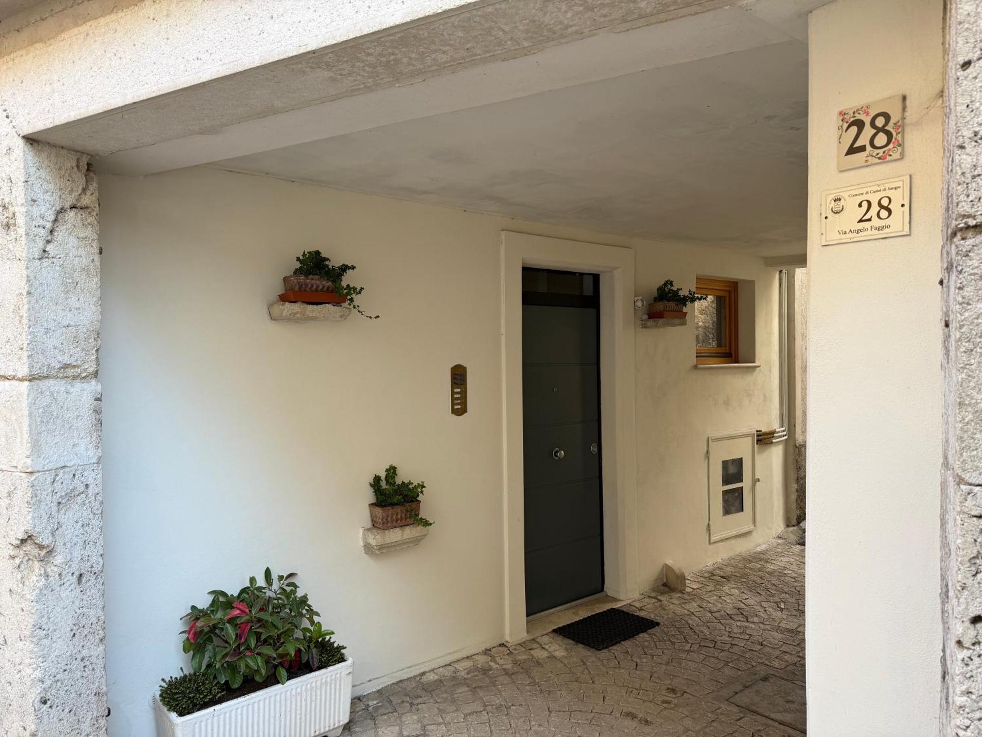 Nel Cuore Di Castel Di Sangro La Casa Di Cristina Esterno foto